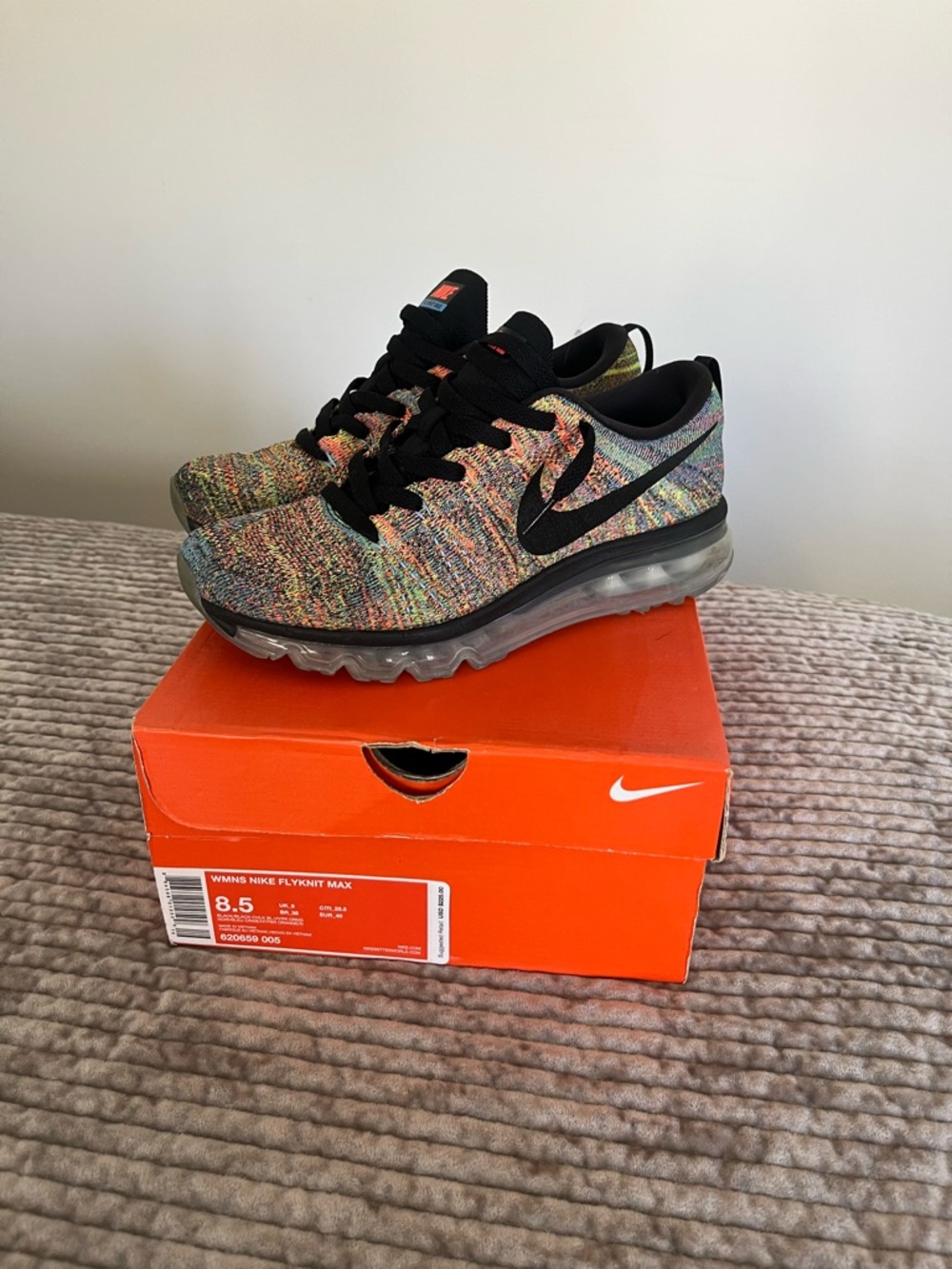 WMNS NIKE FLYKNIT MAX
